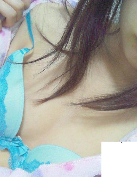 潮濕的內褲 (11P)