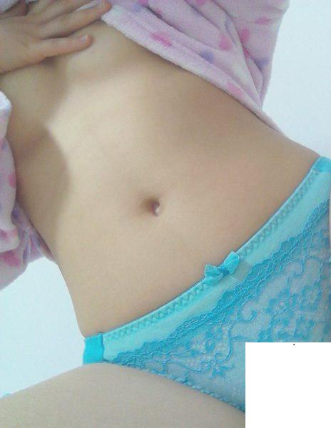 潮濕的內褲 (11P)