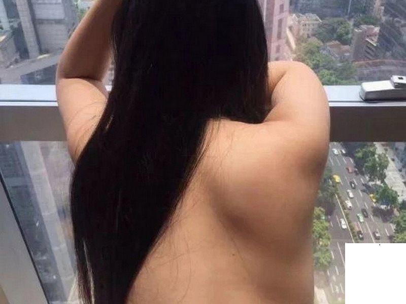 讀書時被室友搶婚了 (19P)