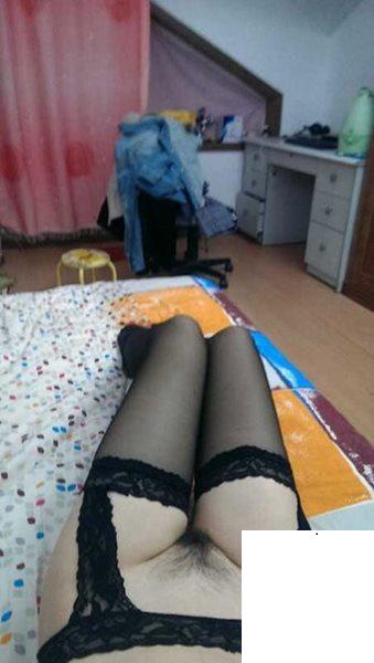 乾柴烈火的一夜 (15P)