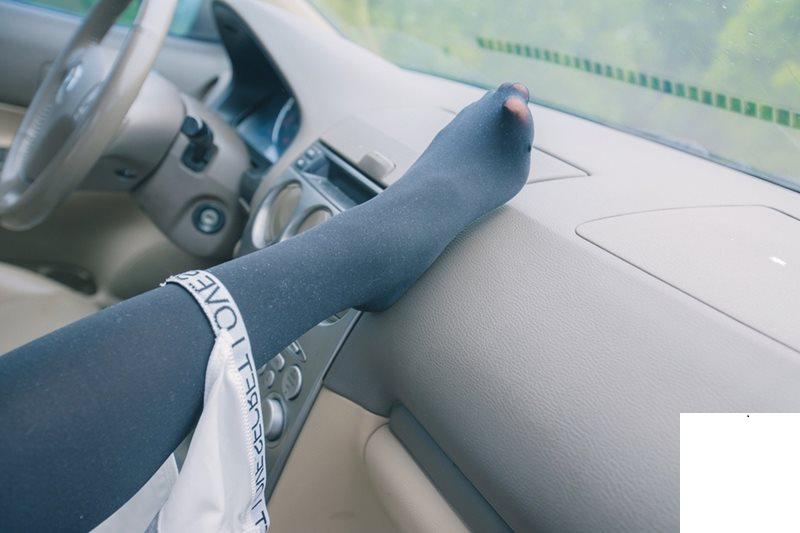 周末愉快呀 嘉欣要坐車出去玩啦 (15P)